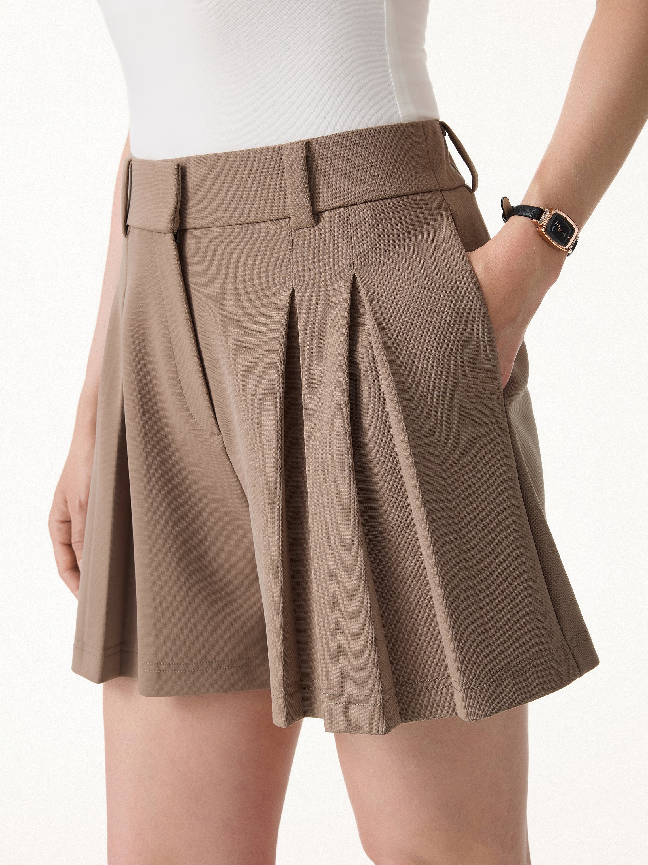 2Pcs Set Button-Front Cropped Vest & A-Line Pleated Shorts - Image 4