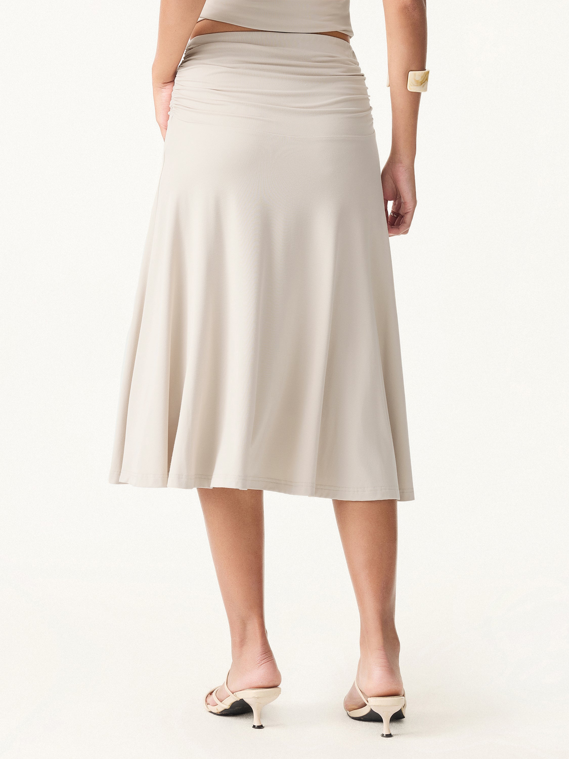 2Pcs Set Cowl Neck Ruched Bra Top & Side Ruched A-line Midi Skirt - Image 12