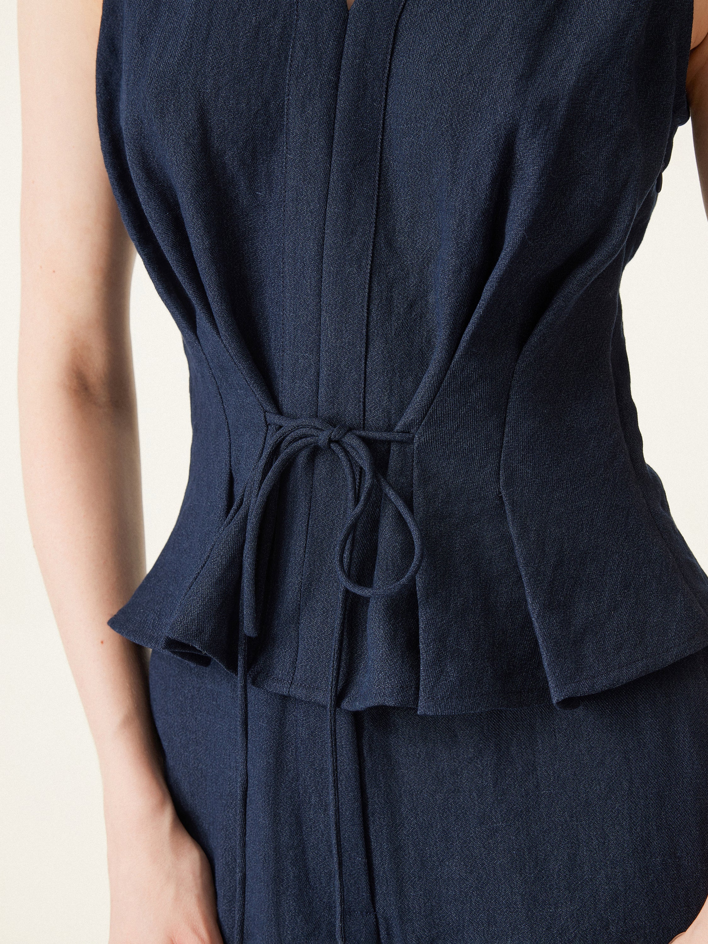 Collared V-neck Pleated Sleeveless Top with Drawstring - Image 2