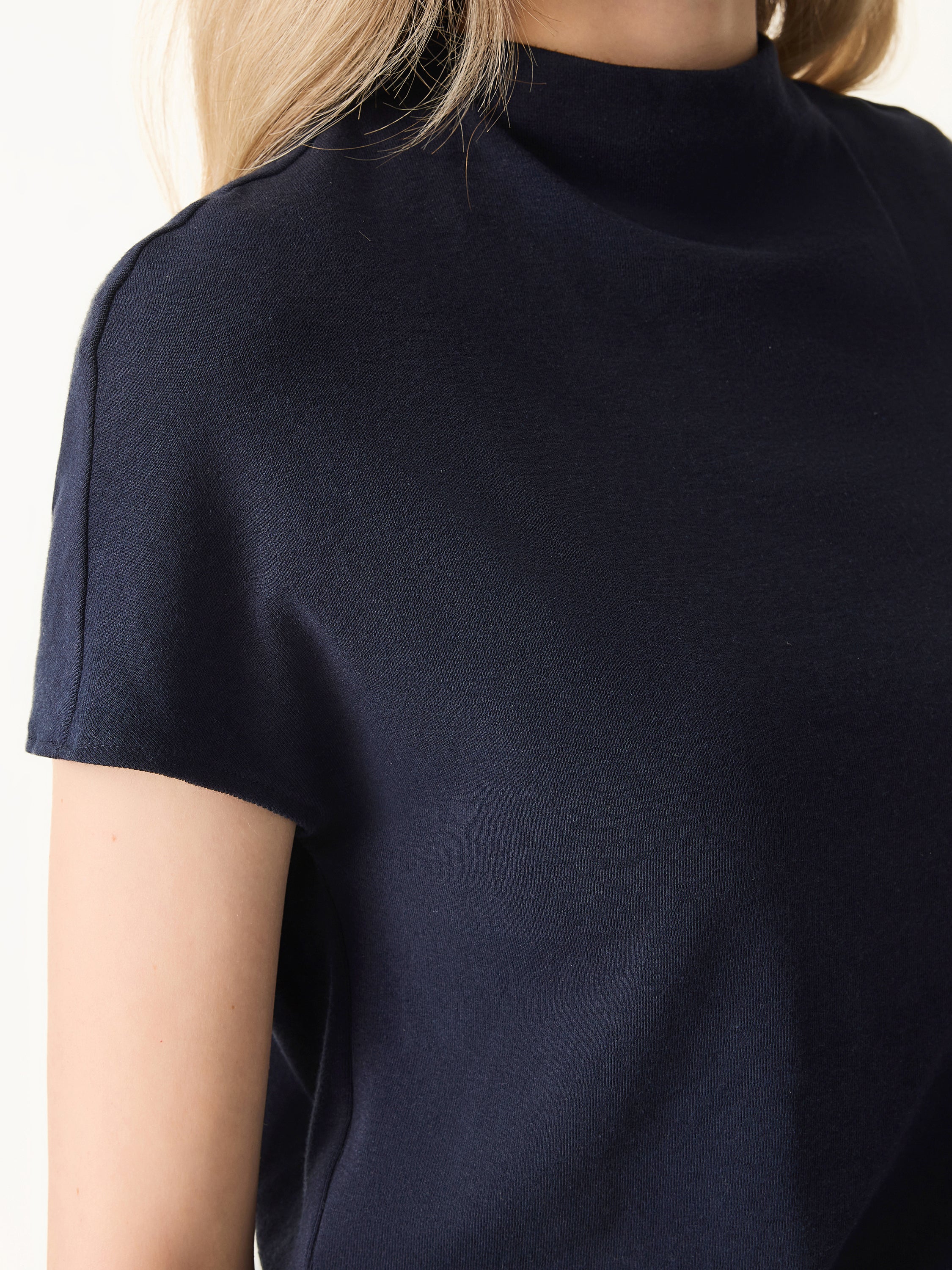 Essential Mockneck Short sleeves Bra Top - Image 12